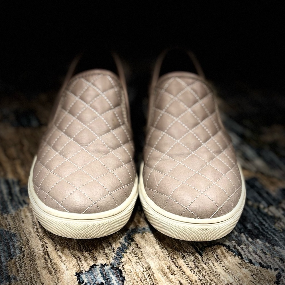 Steve Madden Ecentrcq Sneaker size 8.5 - Picture 6 of 8
